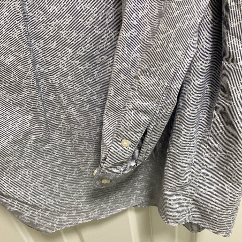 Michael Kors Button Up - Picture 4 of 5